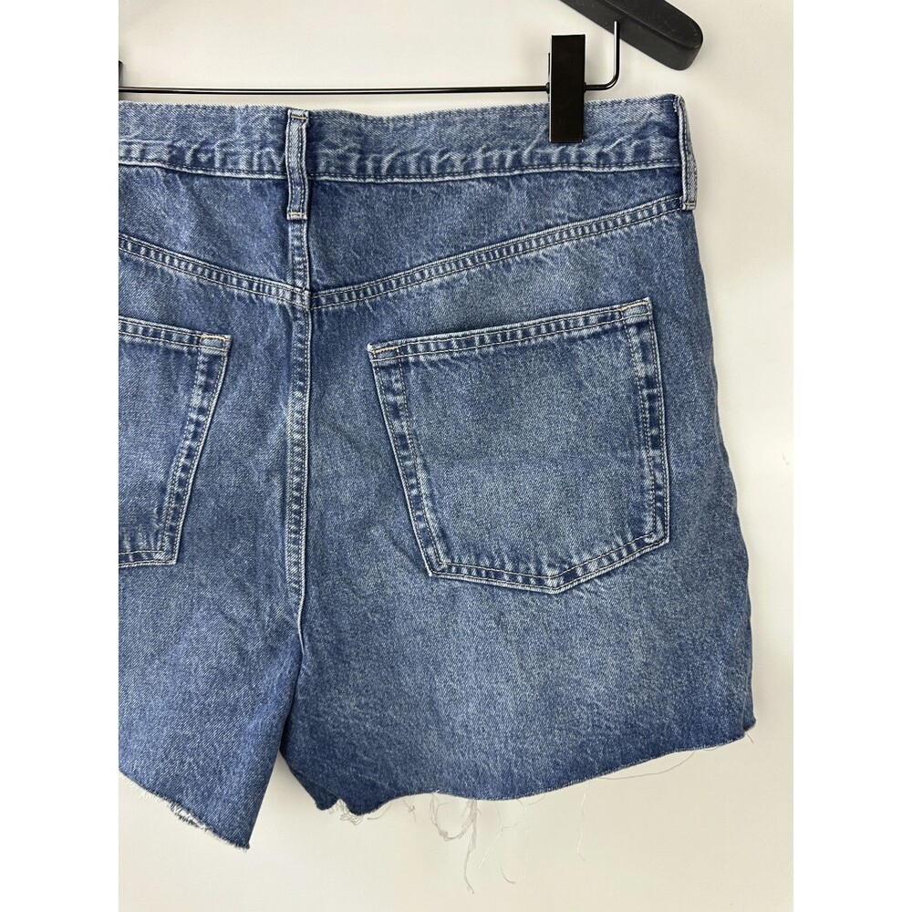 NWT GAP High Rise Destructed Stride Shorts Blue Denim Jean Distressed Size 16 33 - Picture 8 of 10
